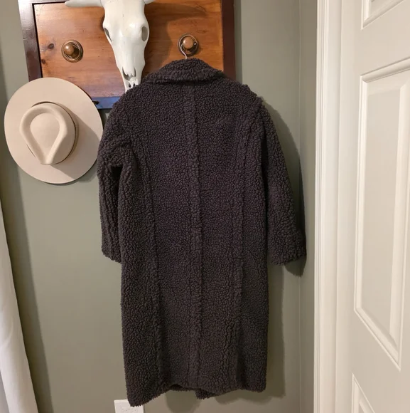 UGG Gertrude Teddy Sherpa Coat Size Small - Picture 6 of 16